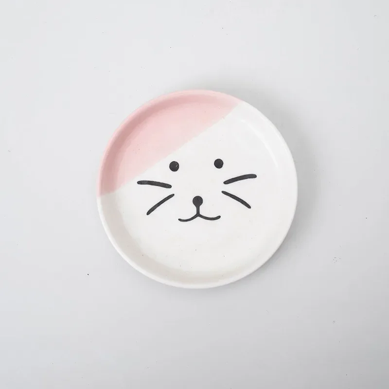 Ceramiczna miska na wysokich nóżkach z płytkim brzegiem Różowy