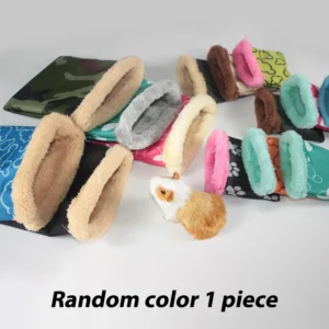 Ciepłe gniazdo dla chomika i świnki morskiej Random color