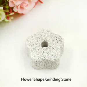 Kamień mineralny do gryzienia dla chomika, królika i świnki morskiej Flower shape