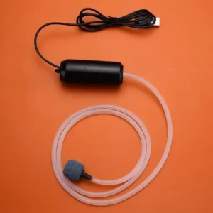 Mała pompa tlenowa USB do akwarium hodowlanego ciche napowietrzanie Czarny