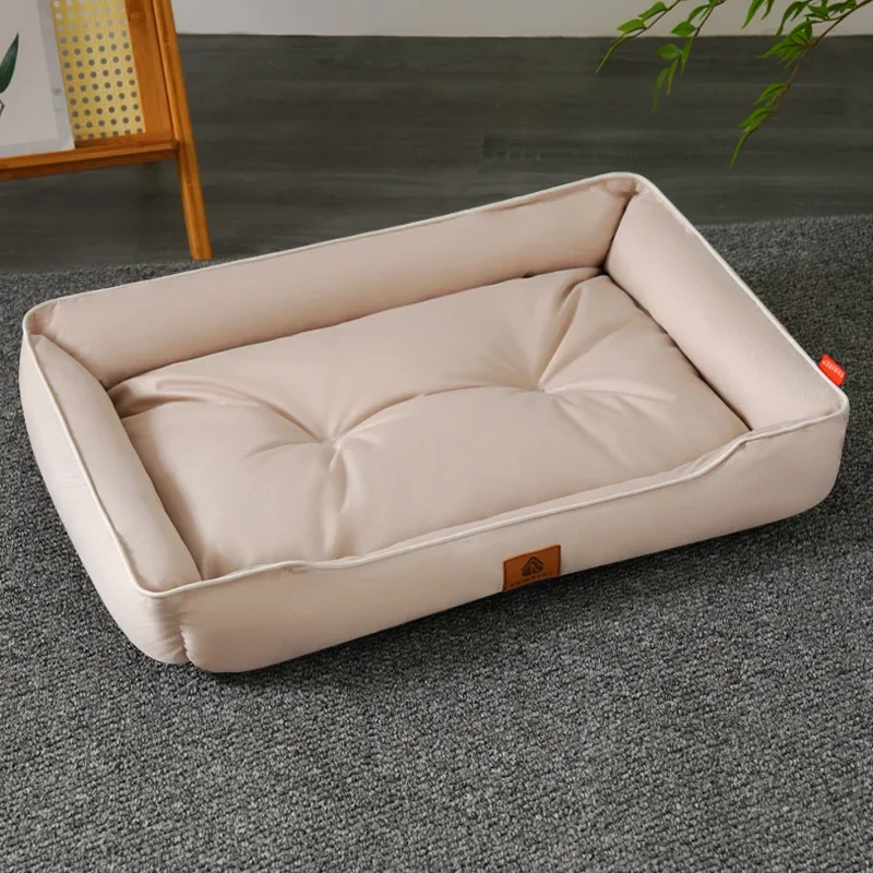Miękka sofa-legowisko dla psa i kota z motywem łap Kolor różowy